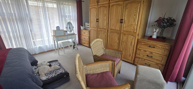 4 Bedroom Property for Sale in Glentana Western Cape